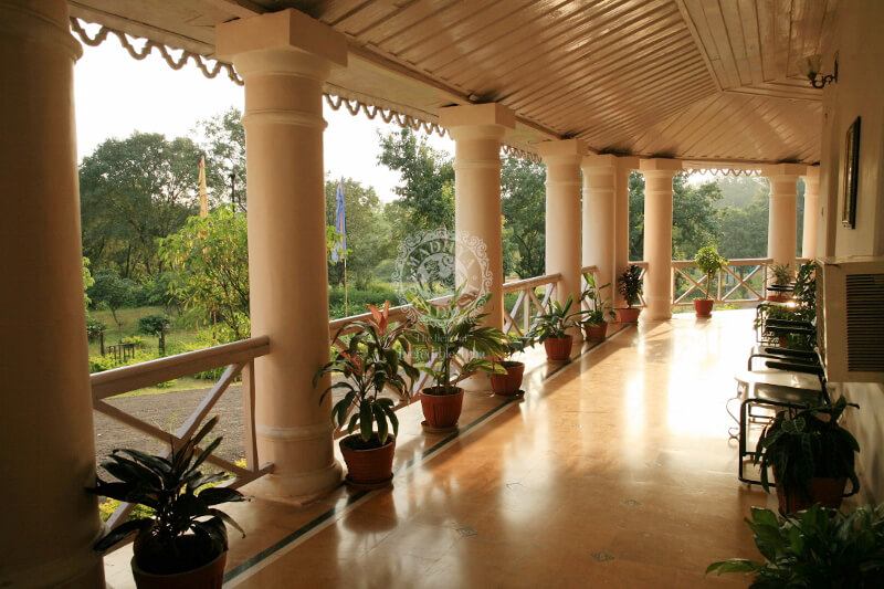 Hilltop Bungalow Pachmarhi